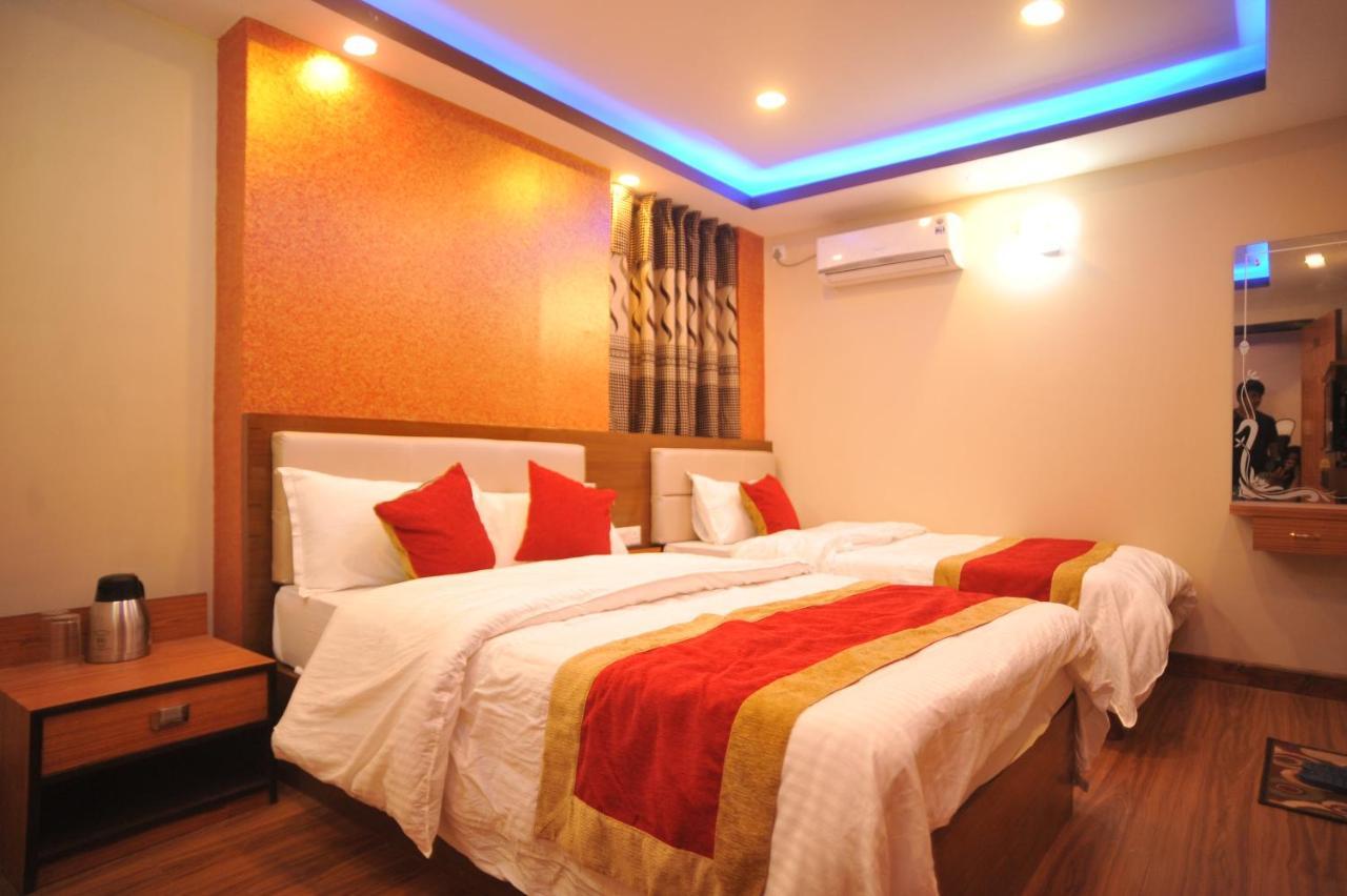 Hotel Arati Катманду Екстер'єр фото